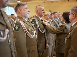 Uroczysty apel z okazji Narodowego Święta Niepodległości w Nadodrzańskim Oddziale Straży Granicznej Uroczysty apel z okazji Narodowego Święta Niepodległości w Nadodrzańskim Oddziale Straży Granicznej