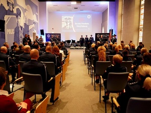 100 lat kobiet w pilskiej Szkole Policji 100 lat kobiet w pilskiej Szkole Policji