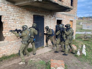 zdjęcia funkcjonariusz Straży Granicznej zdjęcia funkcjonariusz Straży Granicznej