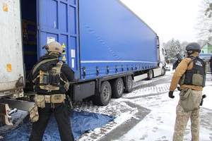 Uderzenie SG i KAS w zorganizowaną przestępczość