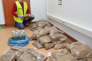 Straż Graniczna zatrzymała krajankę tytoniową i alkohol Straż Graniczna zatrzymała krajankę tytoniową i alkohol