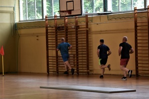 Kandydaci podczas biegu na 1000 m Kandydaci podczas biegu na 1000 m