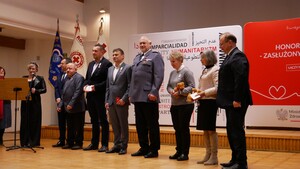 Wojewódzka uroczystość z okazji Dni Honorowego Krwiodawstwa Polskiego Czerwonego Krzyża w Filharmonii Zielonogórskiej Wojewódzka uroczystość z okazji Dni Honorowego Krwiodawstwa Polskiego Czerwonego Krzyża w Filharmonii Zielonogórskiej