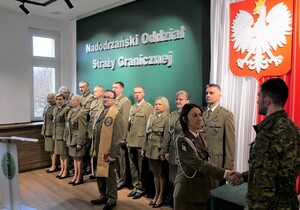 Uroczystość ślubowania nowych funkcjonariuszy Nadodrzańskiego Oddziału Straży Granicznej w Krośnie Odrzańskim Uroczystość ślubowania nowych funkcjonariuszy Nadodrzańskiego Oddziału Straży Granicznej w Krośnie Odrzańskim