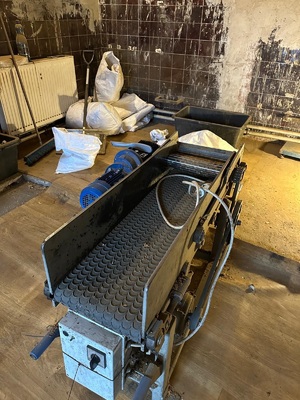 Maszyna do krojenia tytoniu Maszyna do krojenia tytoniu