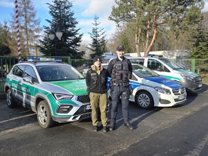Patrol funkcjonariuszy ze Wspólnej Polsko-Niemieckiej Placówki w Tuplicach Patrol funkcjonariuszy ze Wspólnej Polsko-Niemieckiej Placówki w Tuplicach