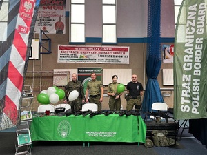 Funkcjonariusze Straży Granicznej podczas 33. Finału WOŚP w Krośnie Odrzańskim Funkcjonariusze Straży Granicznej podczas 33. Finału WOŚP w Krośnie Odrzańskim
