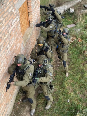 Służba funkcjonariuszy Nadodrzańskiego Oddziału Straży Granicznej Służba funkcjonariuszy Nadodrzańskiego Oddziału Straży Granicznej