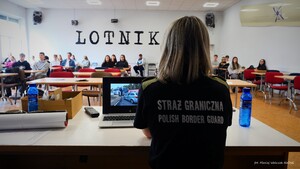 Promocja służby w Straży Granicznej podczas dni otwartych, targów lub innych wydarzeń organizowanych dla uczniów i studentów Promocja służby w Straży Granicznej podczas dni otwartych, targów lub innych wydarzeń organizowanych dla uczniów i studentów