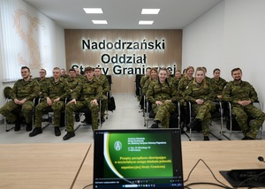 Nowi funkcjonariusze Nadodrzańskiego Oddziału Straży Granicznej na szkoleniu podstawowym w Krośnie Odrzańskim Nowi funkcjonariusze Nadodrzańskiego Oddziału Straży Granicznej na szkoleniu podstawowym w Krośnie Odrzańskim