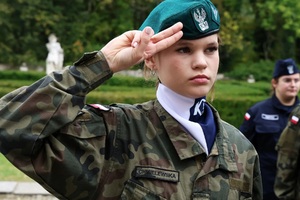 Funkcjonariusze Nadodrzańskiego Oddziału Straży Granicznej aktywnie uczestniczą w spotkaniach z młodzieżą Funkcjonariusze Nadodrzańskiego Oddziału Straży Granicznej aktywnie uczestniczą w spotkaniach z młodzieżą
